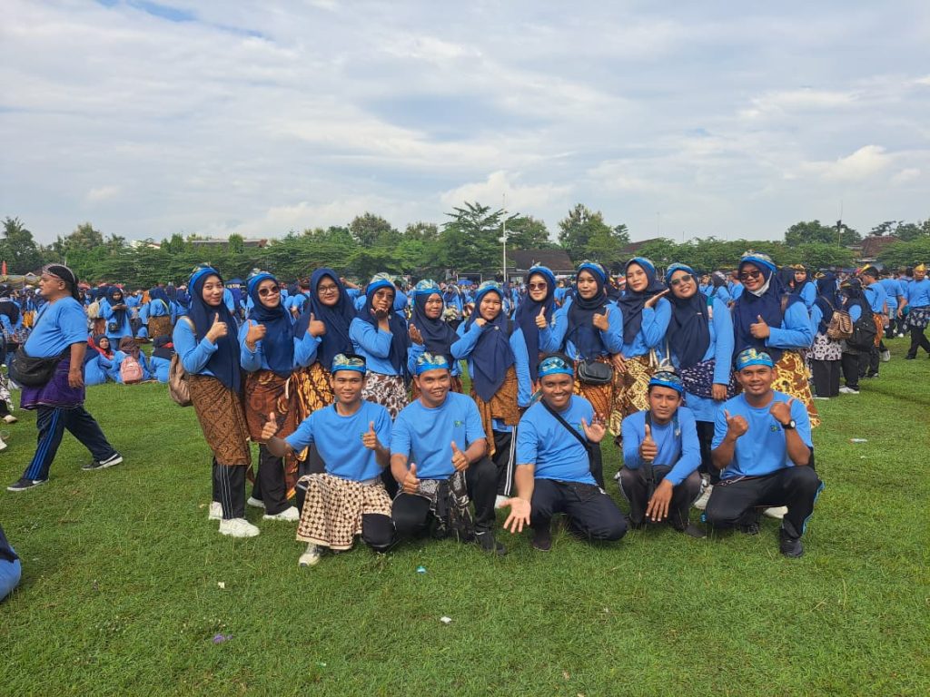 Kegiatan HUT RI bertema GEMA  Madrasah